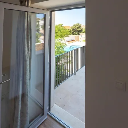 Helene * Tar-Vabriga