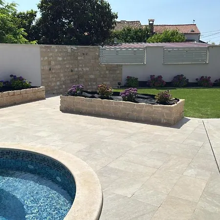 Helene Villa Tar-Vabriga